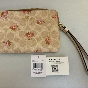 Coach Corner Zip Wristlet in Signature Canvas Floral Print NWT